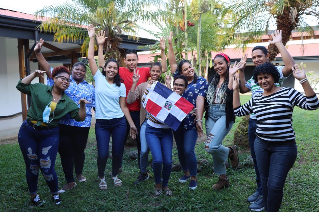 Espectadores DOMINICANOS en directo Youtube