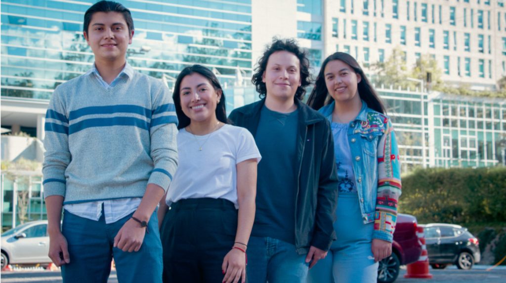 Espectadores ECUATORIANOS en directo Youtube